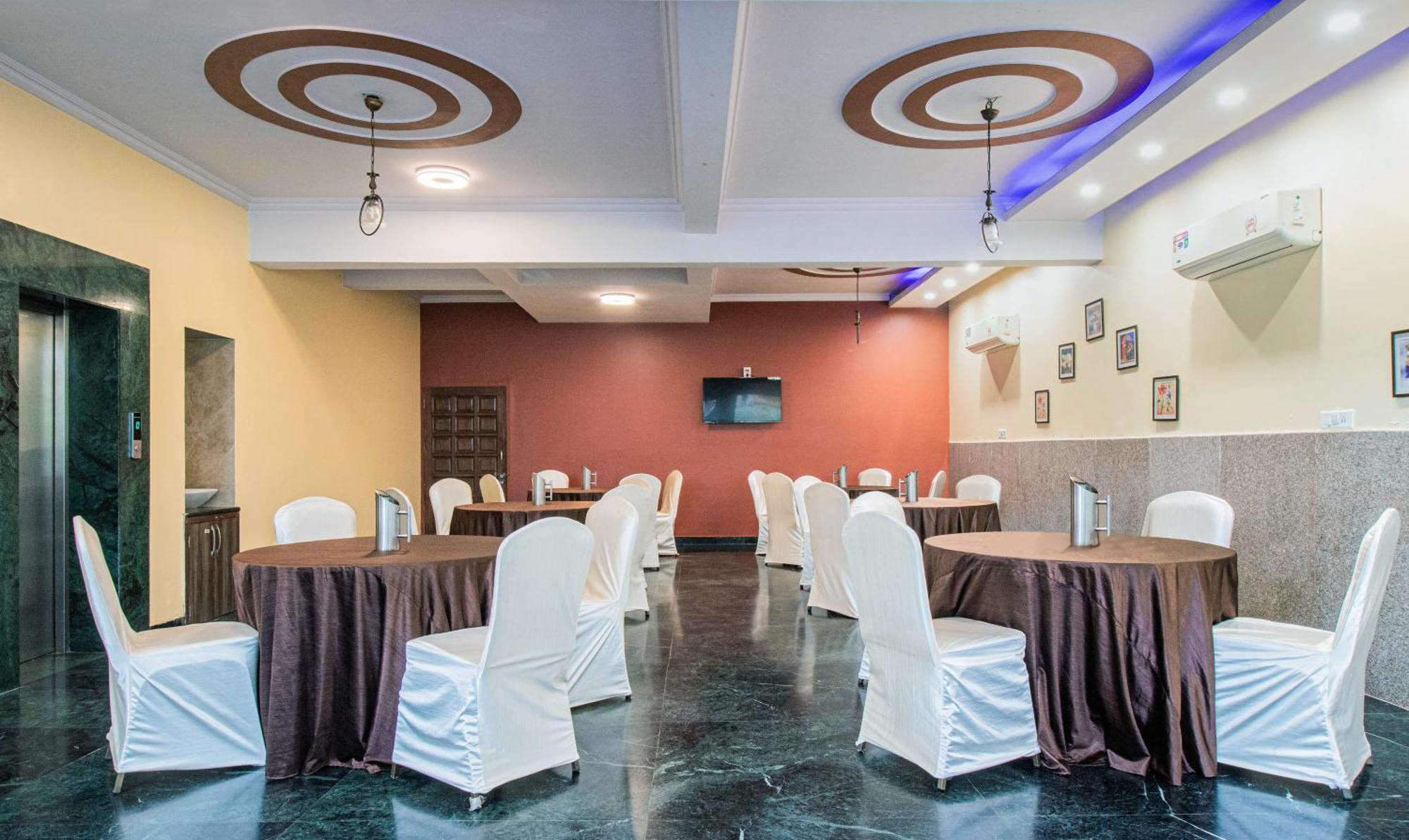 Treebo The Anchorage Malviya Nagar Hotel Jaipur Exterior photo