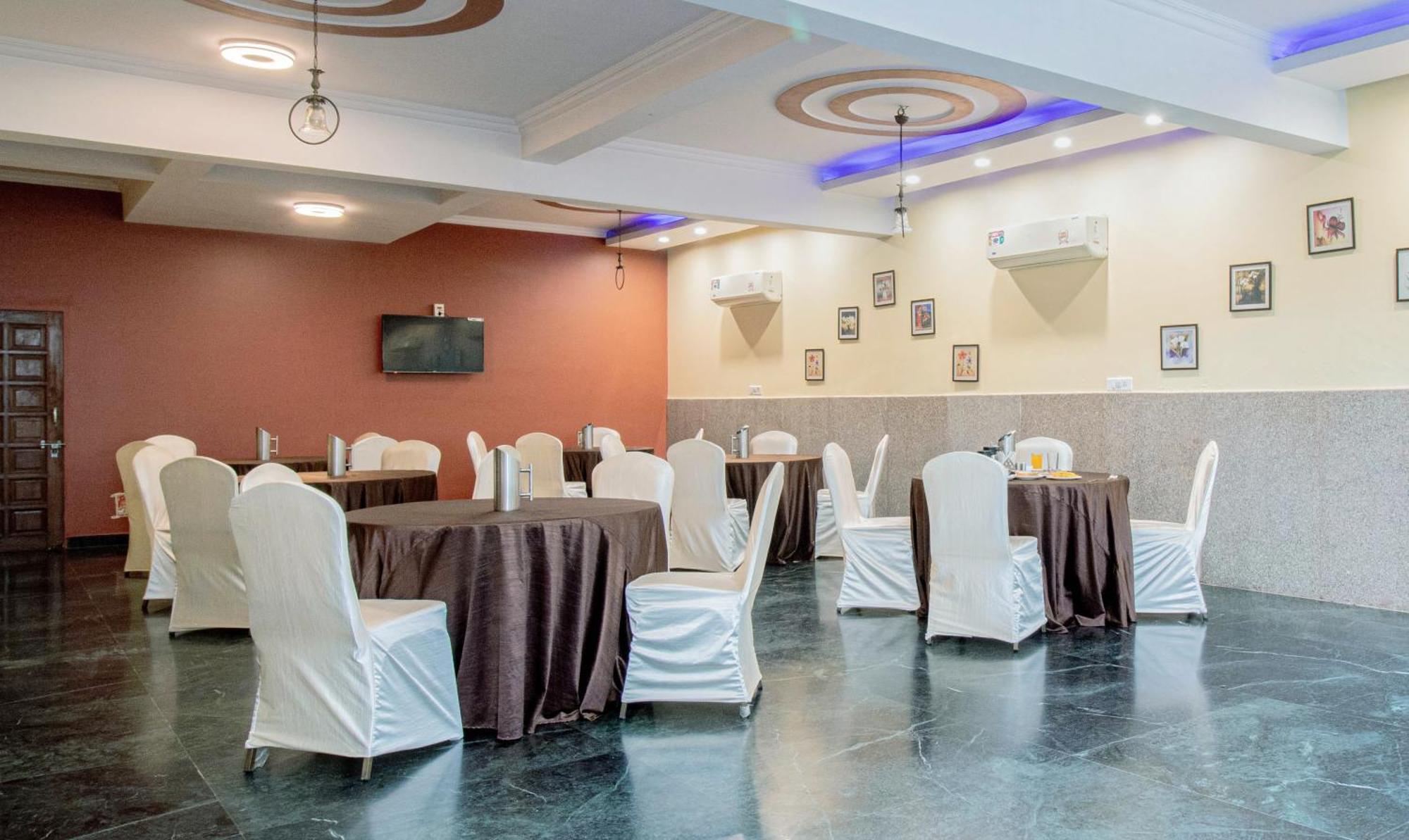 Treebo The Anchorage Malviya Nagar Hotel Jaipur Exterior photo